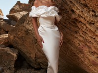 Атласна корсетна сукня в білому кольорі <span>Enchanting Blossom</span>