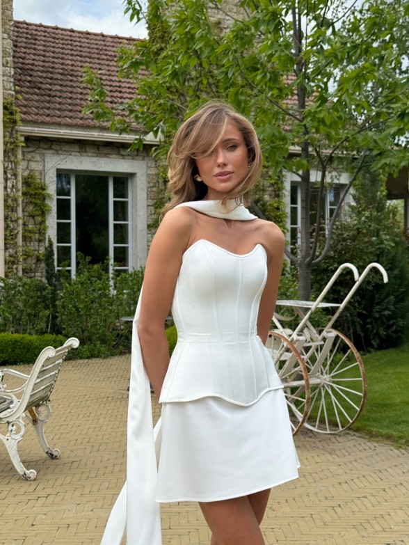 Атласний комплект в білому кольорі "Elle"