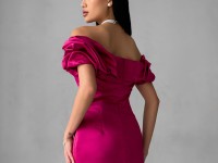 Атласна корсетна сукня в кольорі фуксія <span>Enchanting Blossom</span>