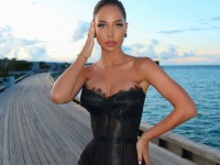 Чорна мереживна корсетна сукня <span>Serene</span>