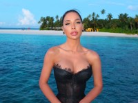 Чорна мереживна корсетна сукня <span>Serene</span>