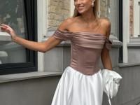 Атласний корсет в кольорі мокко <span>Monica</span>