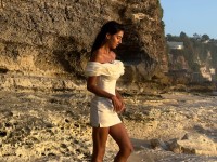 Атласна корсетна сукня в кольорі Айворі <span>Enchanting Blossom</span>