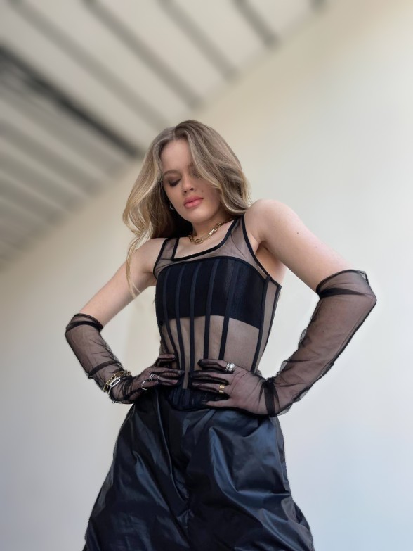 Чорний прозорий корсет без чашок "T-shirt"