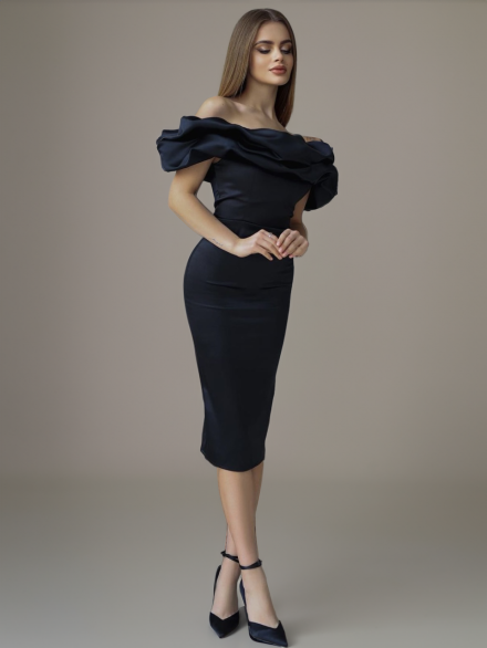 Чорна атласна корсетна сукня "Enchanting Blossom"