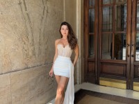 Біла атласна спідниця зі шлейфом <span>Elegance Train</span>