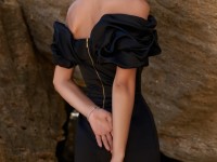 Весняна Чорна атласна корсетна сукня <span>Enchanting Blossom</span>