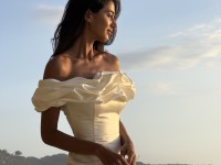 Атласна корсетна сукня в кольорі Айворі <span>Enchanting Blossom</span>